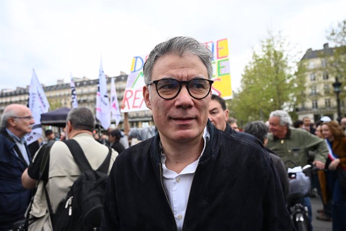 Archivo - April 12, 2025, Paris, Ile-De-France (Region, France: Socialist Party (PS) MP Olivier Faure attending the rally for the rule of law at Place de la Republique on April 12, 2025