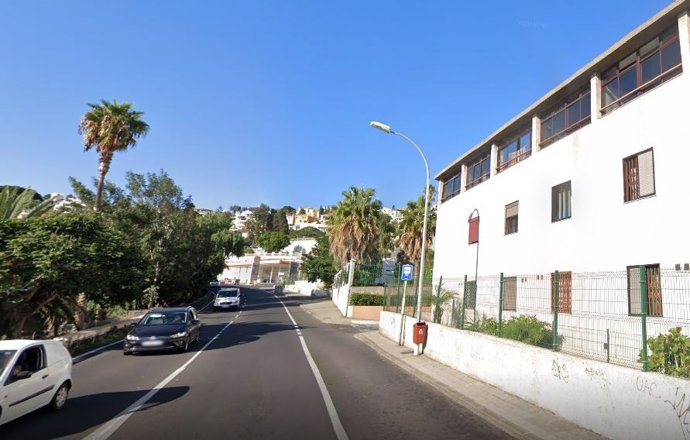 Archivo - Cabildo y Santa Cruz de Tenerife firman un convenio para urbanizar la vía que une la Vuelta de los Pájaros y Vistabella