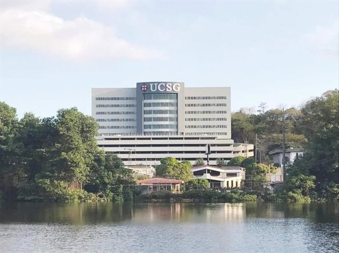 Universidad Católica Santiago de Guayaquil