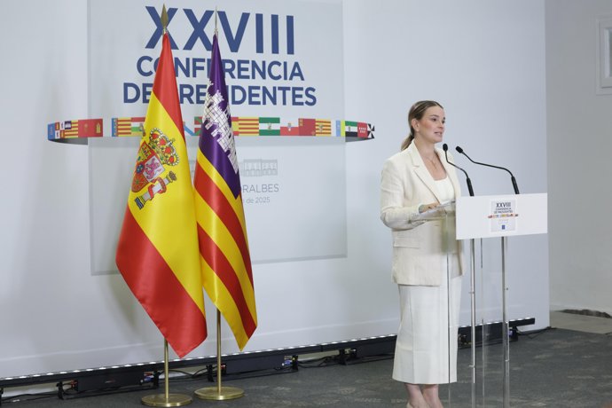 La presidenta del Govern, Marga Prohens, en la rueda de prensa posterior a la Conferencia de Presidentes