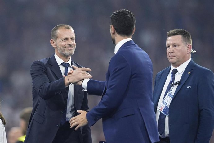 Aleksander Ceferin durante la final de la Liga de Campeones 24-25 entre el PSG y el Inter