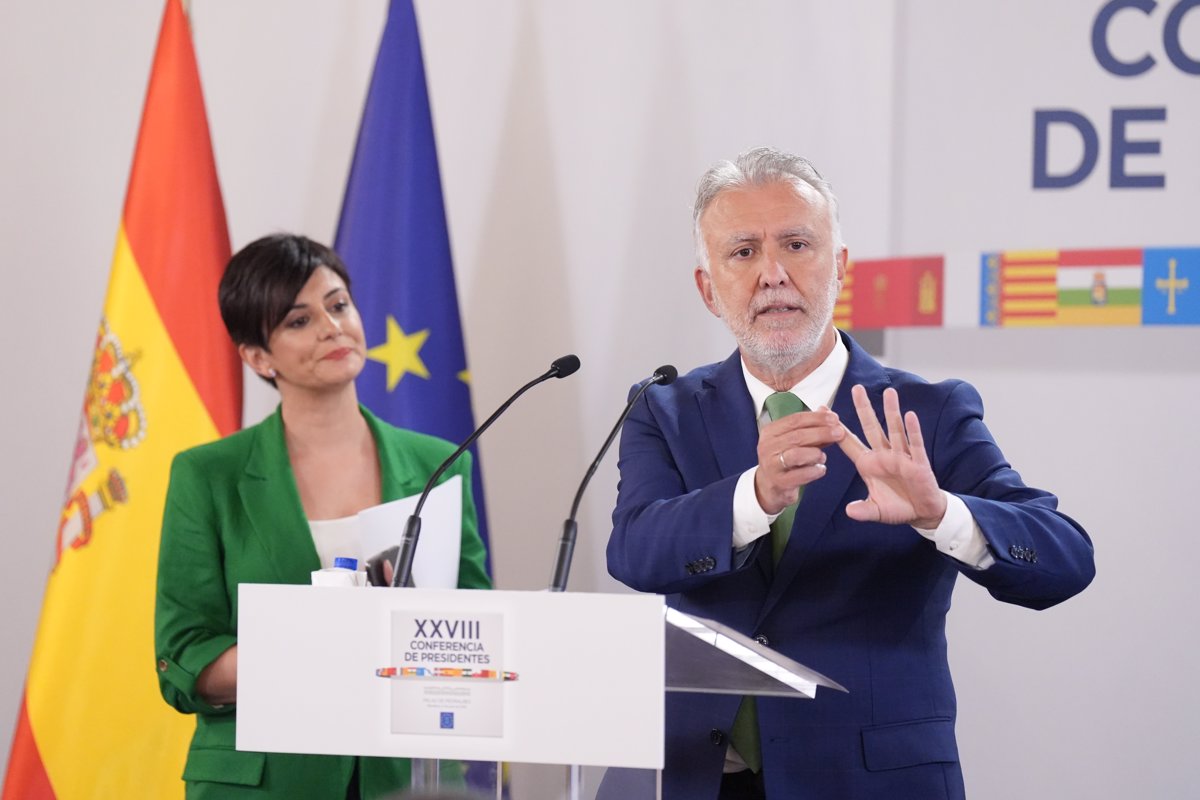 El Gobierno ve  imperdonable  y una  falta de respeto  el boicot de Ayuso a las lenguas cooficiales