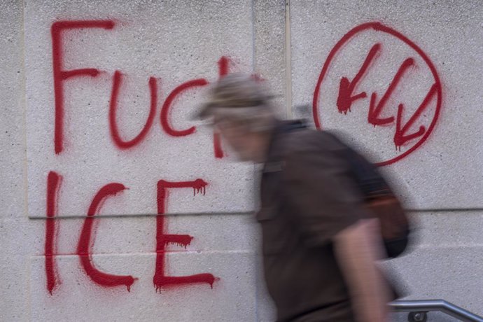 June 6, 2025, Los Angeles, California, USA: Graffiti covers the Federal Detention Center as community organizers protest outside the Federal Building following a federal immigration enforcement operation on Friday, June 6, 2025, in Los Angeles.