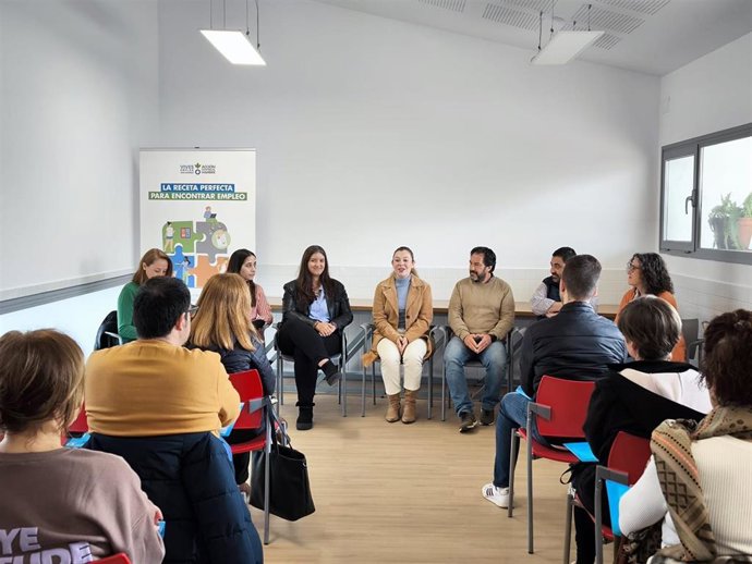 Archivo - Participantes en el  formativo gratuito 'Vives Emplea', en foto de archivo.