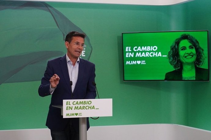 El portavoz del PSOE-A, Francisco Cuenca.