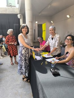 Rosanna Martínez encabeza el nuevo ciclo de Escola Valenciana con el objetivo de "subvertir la injusticia lingüística"