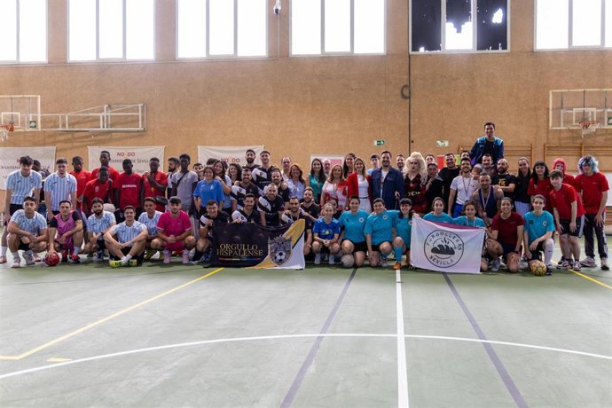 Participantes de la Copa Arcoíris, con más de un centenar de participantes.