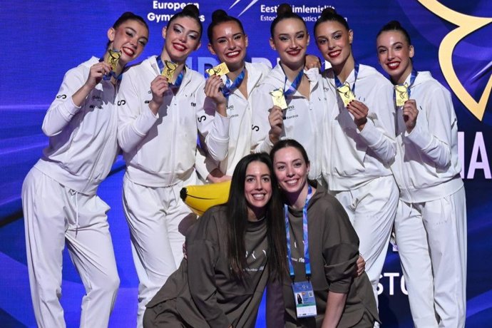 El conjunto sénior de España se proclama campeón en el Europeo de gimnasia rítmica.