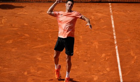 Tenis