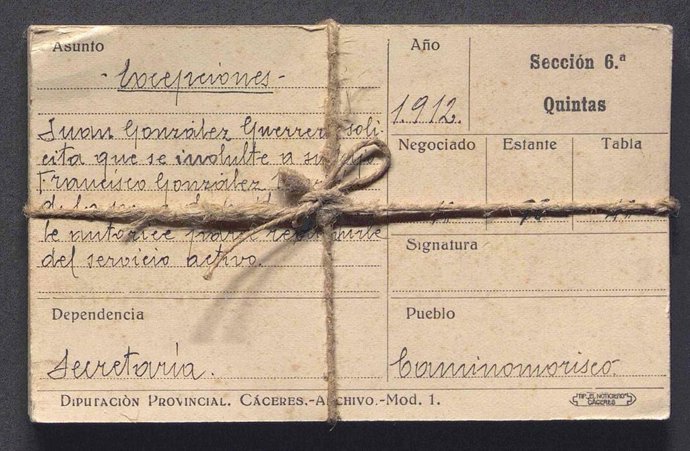 La Diputación de Cáceres celebra la Semana de los Archivos con entrega de documentos históricos restaurados a municipios