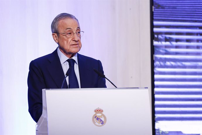 Archivo - Florentino Perez Rodriguez, President of Real Madrid, attends during the presentation of the documentary Megaestructuras - El Bernabeu Del Siglo XXI at Santiago Bernabeu stadium on December 3, 2024 in Madrid, Spain.