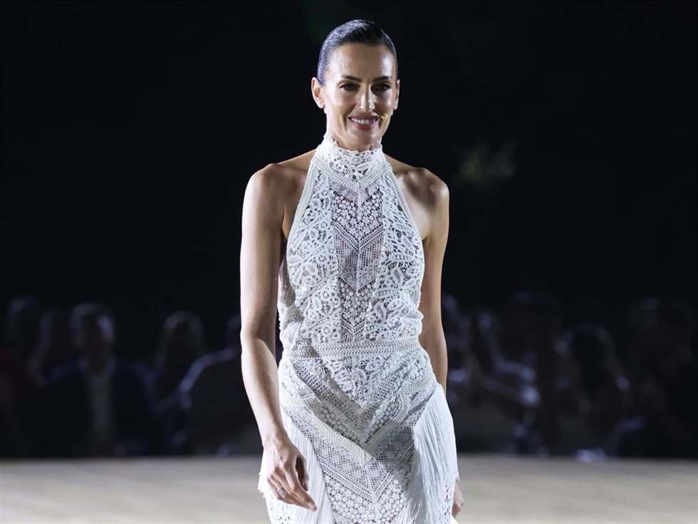 Nieves Álvarez presentadora de la pasarela Adlib Moda Ibiza 2025 a 07 de Junio de 2025 en Ibiza (España).