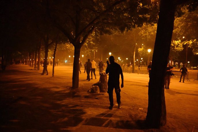 June 1, 2025, Paris, Ile-De-France (Region, France: Incidents broke out in Paris following the Champions League Final won by PSG in Paris on June 1, 2025.  -  01/06/2025  -  France / Ile-de-France (region) / Paris - Julien Mattia / Le Pictorium,Image: 100