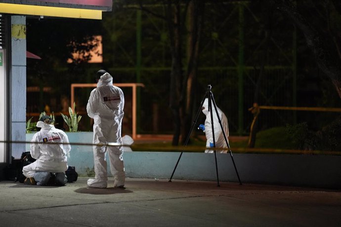 BOGOTA, June 8, 2025  -- Members of the police judicial unit inspect the site where Colombian presidential candidate Miguel Uribe Turbay was attacked, in Bogota, Colombia, June 7, 2025. Colombian senator Miguel Uribe Turbay, who is running for the preside