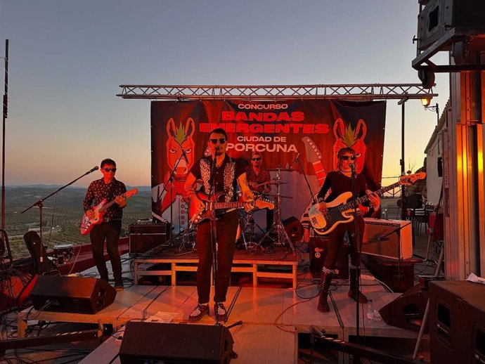 Archivo - El Niño Delta, uno de los finalistas del CBE Ciudad de Porcuna, durante su actuación en la fase de semifinales.