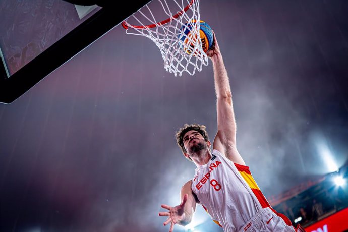 Carlos Martínez, durante un partido con la selección española de baloncesto 3x3.