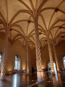 Interior de la llotja de Palma (Mallorca)