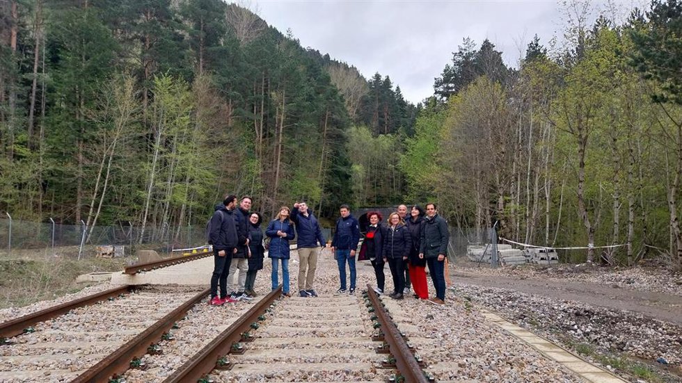 Archivo - El PSOE Alto Aragón recalca que "no ha habido un Gobierno que haya apostado más por el Canfranc que el de Sánchez"