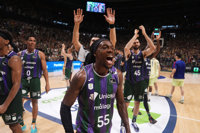 Unicaja deja en blanco al Barça