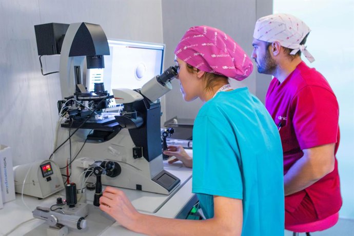 Professionals in the field training at Ovolearning