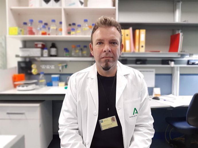 El neurólogo y jefe de Servicio de Neurología del Hospital Macarena de Sevilla, Joan Montaner.