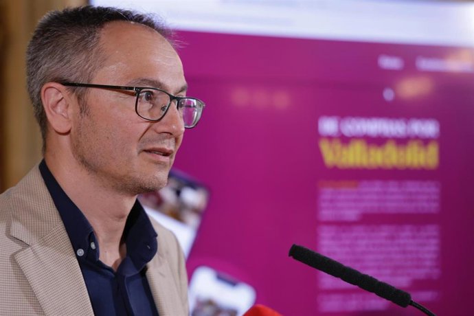 El concejal de Comercio, Mercados y Consumo de Valladolid, Víctor Martín.