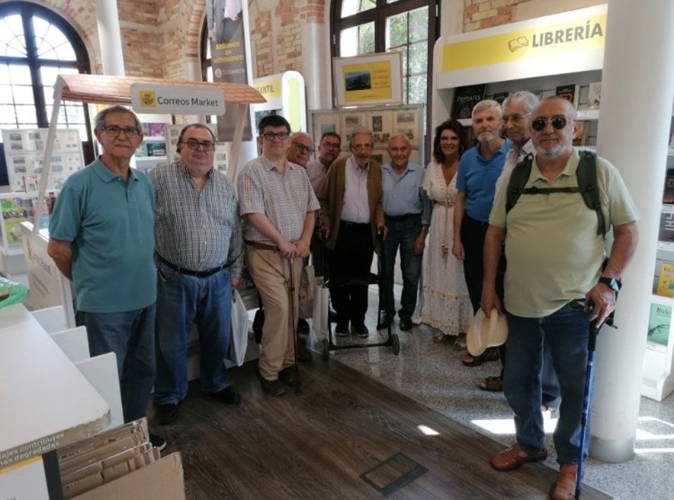Correos acoge una exposición de postales antiguas de Málaga organizada por el Círculo Filatélico y Numismático