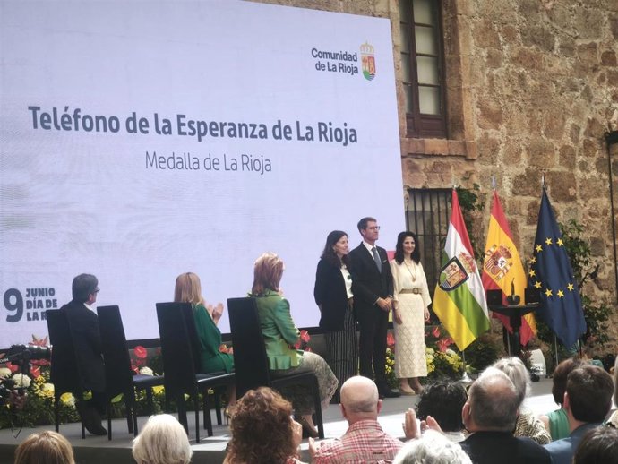 Esperanza", "escucha" y "voluntariado", ejes en que Telefóno de la Esperanza basa su reconocimiento de Medalla La Rioja