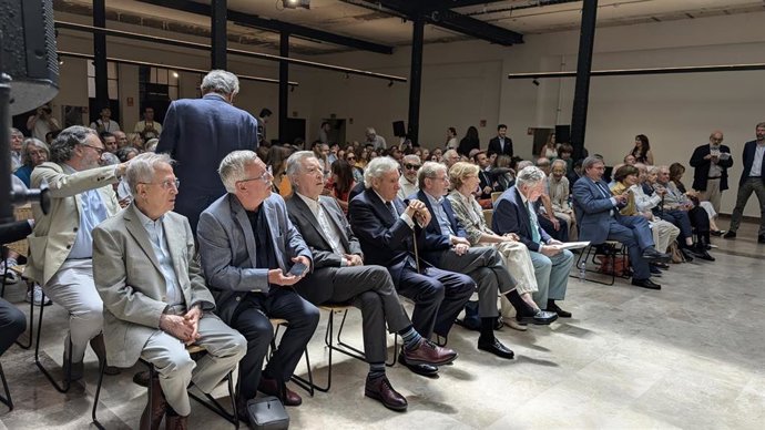 Una veintena de periodistas homenajeados por defender las libertades durante el franquismo y la transición