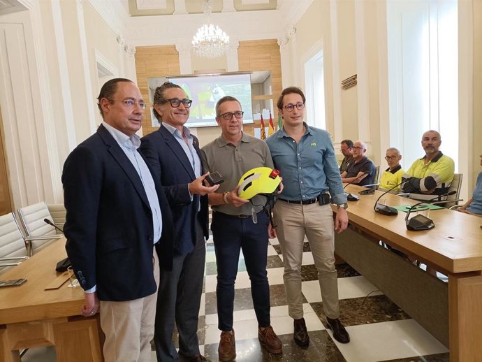 Presentación de un proyecto piloto del Ayuntamiento de Cáceres para detectar golpes de calor entre los trabajadores municipales