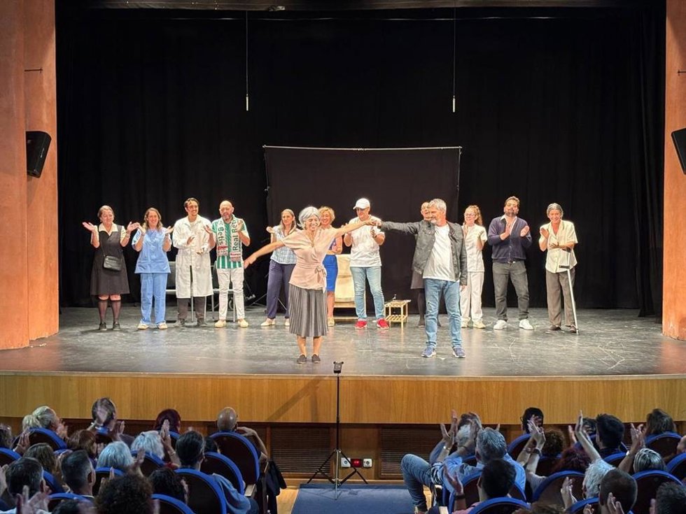 Participantes en la Muestra de Teatro de Adultos Cesáreo Estébanez.