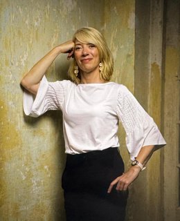 La escritora alicantina Rosa Cuadrado Salinas