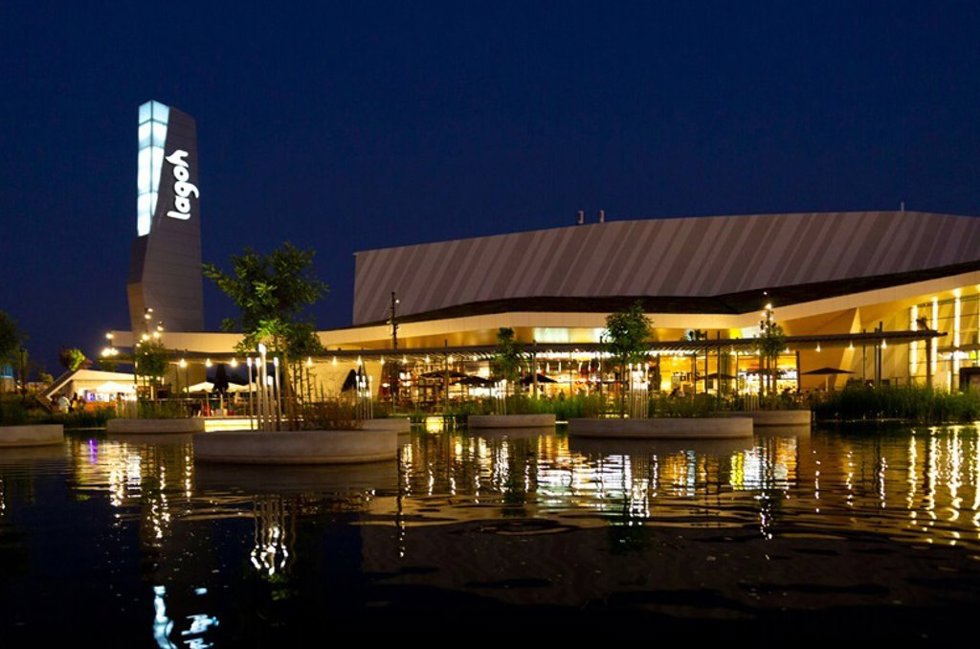 Archivo - Imagen exterior del centro comercial Lagoh de Sevilla