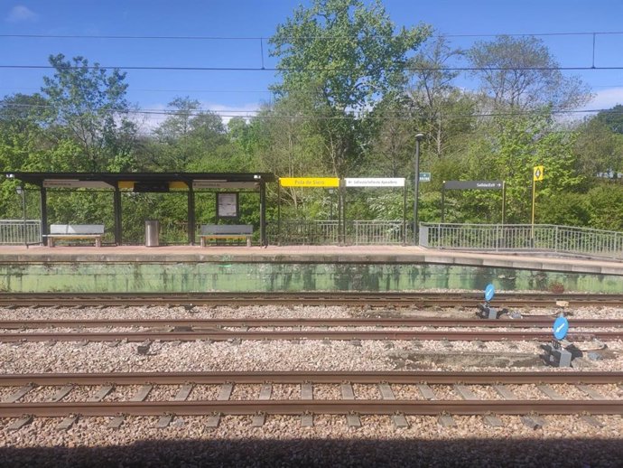 Archivo - Estación de tren en Siero, Renfe, Feve, movilidad