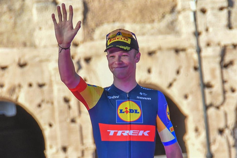 Archivo - El ciclista italiano Jonathan Milan durant el Giro de Italia 2025