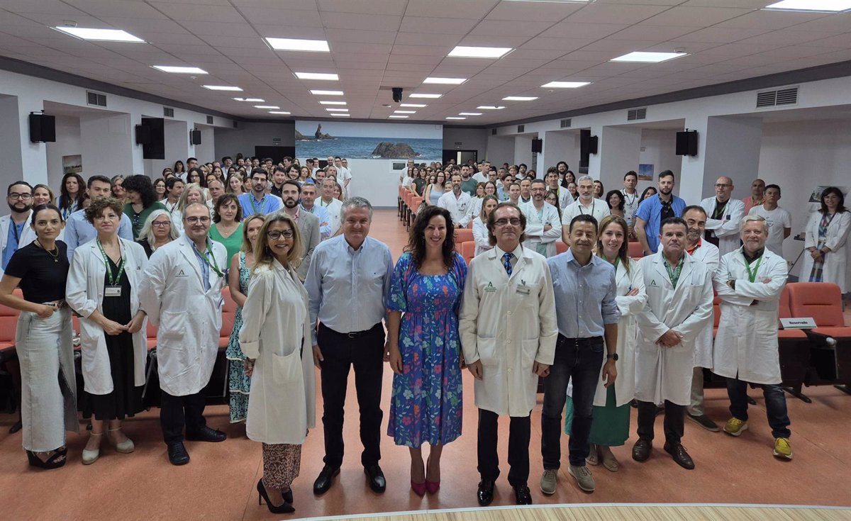 El Hospital Torrecárdenas de Almería alcanza su cifra récord con 95 nuevos especialistas residentes, dos más que en 2024