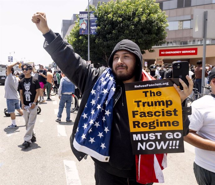 June 8, 2025 - Los Angeles, California, USA -  Protesters gather for what was a peaceful protest against ICE and the deployment of National Guard troops by president Trump until the National Guard initiated contact and deployed tear gas against the protes