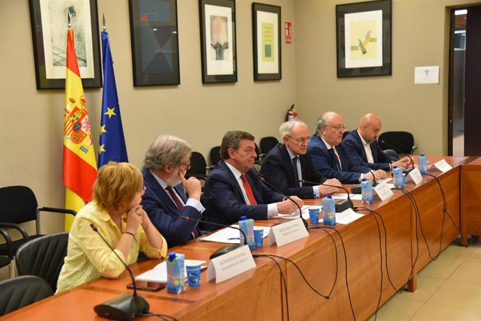 El consejero de la Presidencia, Luis Miguel González Gago, participa en la inauguración de la jornada 'El Valor del Diálogo Social en Castilla y León', en Madrid.