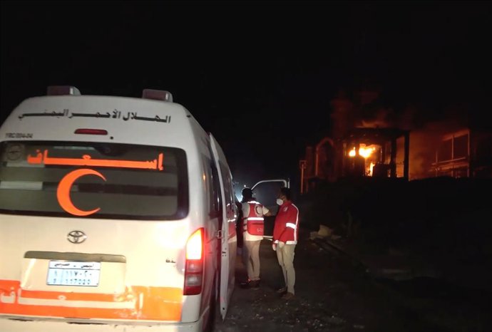 Archivo - Bombardeo israelí en Hodeida, Yemen (archivo)
