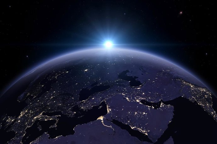La previsión más favorable sitúa el precio de la luz para este verano en los 100 €/Mwh