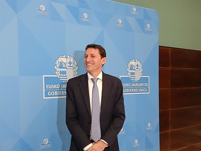 Archivo - El consejero de Hacienda y Finanzas del Gobierno Vasco, Nöel d'Anjou