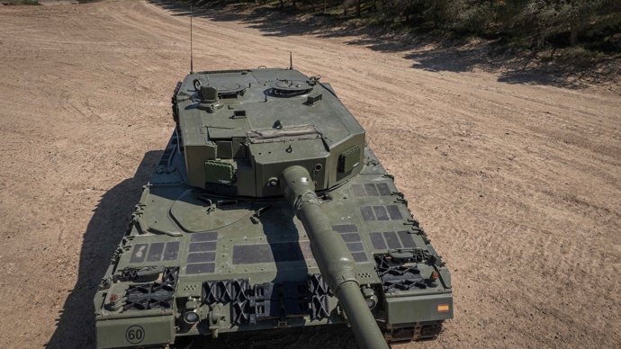 Indra prueba con éxito su radar Nemus de defensa activa en carros de combate Leopard