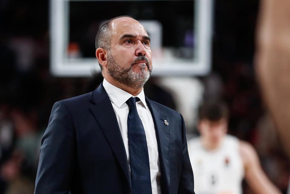 Archivo - El entrenador del Real Madrid, Chus Mateo.