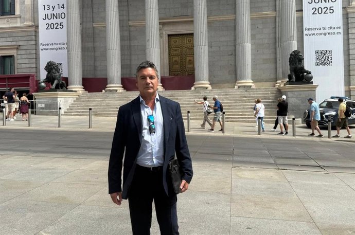 Vicepresidente y coordinador jurídico de la Asociación por el Binestar de la Tercera Edad, Francisco Miguel Contreras,