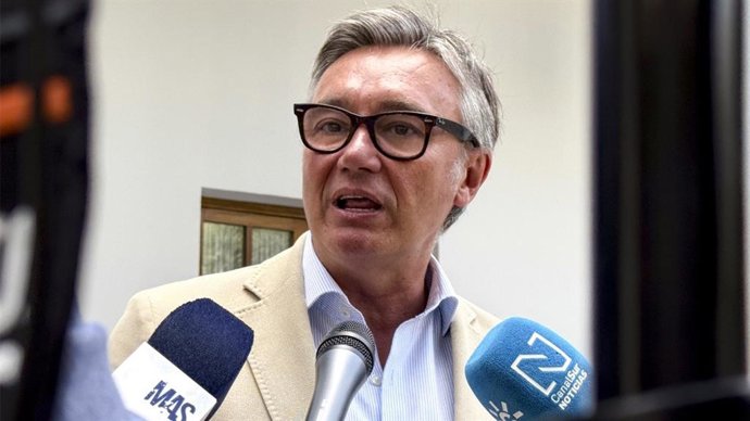 Manuel Gavira, este martes en el Parlamento