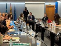 Llamedo dice que "no perderán ni un minuto" en aplicar el preacuerdo en educación y ve "sonrojante" la actitud del PP