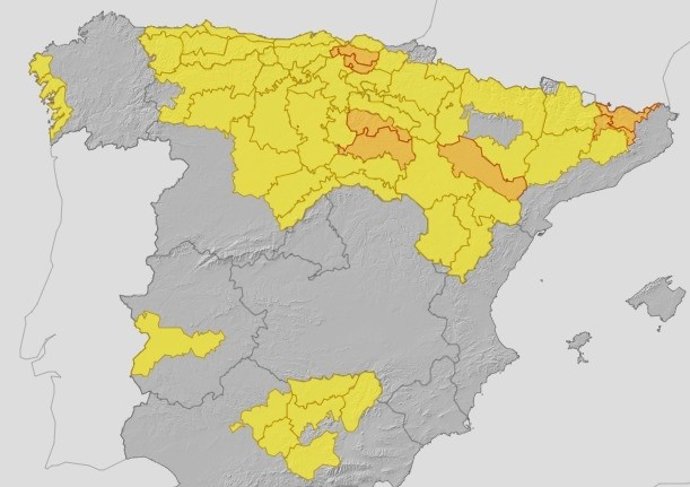 Las tormentas pondrán este martes en aviso a seis provincias de CyL, con Soria en naranja