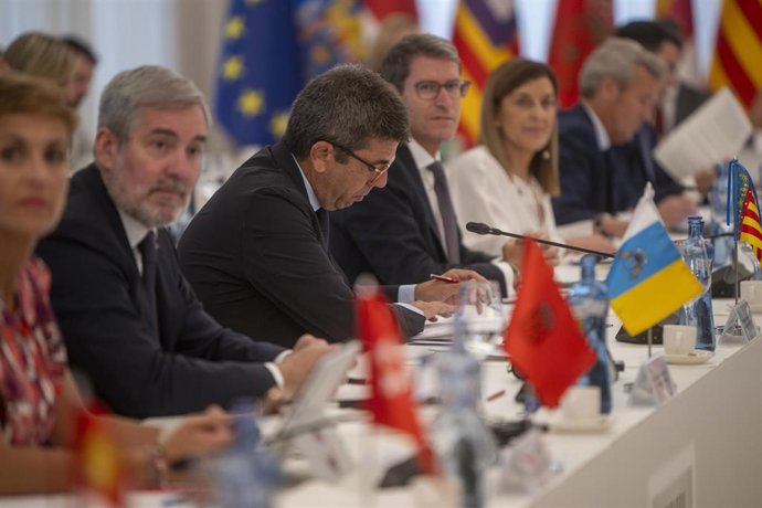 El presidente de la Generalitat Valenciana, Carlos Mazón, durante la XXVIII Conferencia de Presidentes, en Palau de Pedralbes de Barcelona