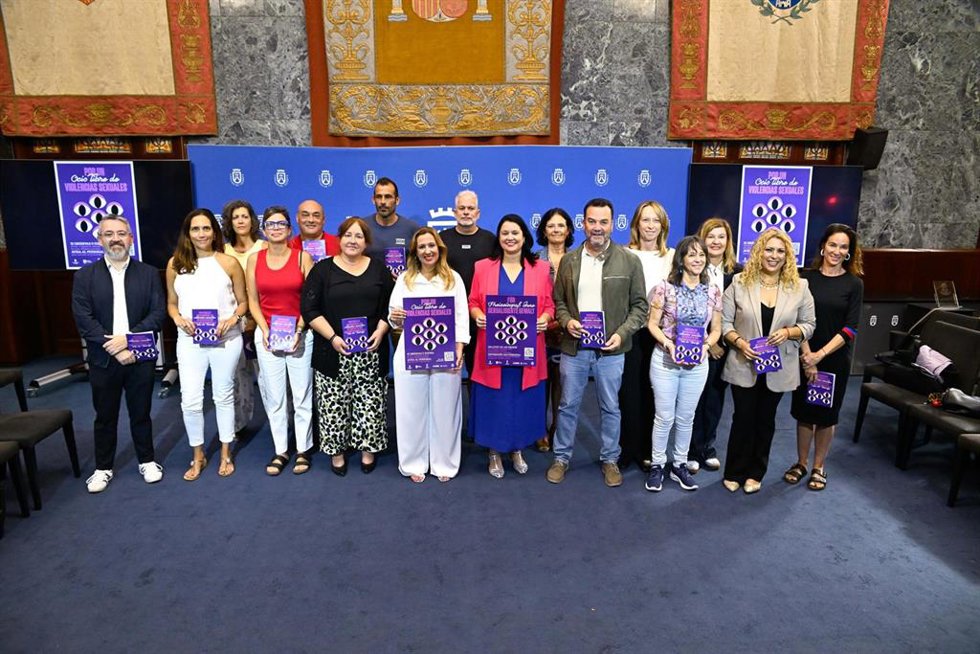 Firma del protocolo de prevención de agresiones sexuales en locales de ocio de Tenerife