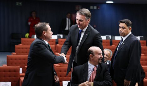 Política